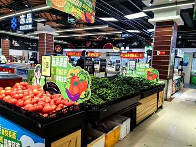 拉薩本地蔬果直銷超市 高原上的新鮮直采，零售新體驗